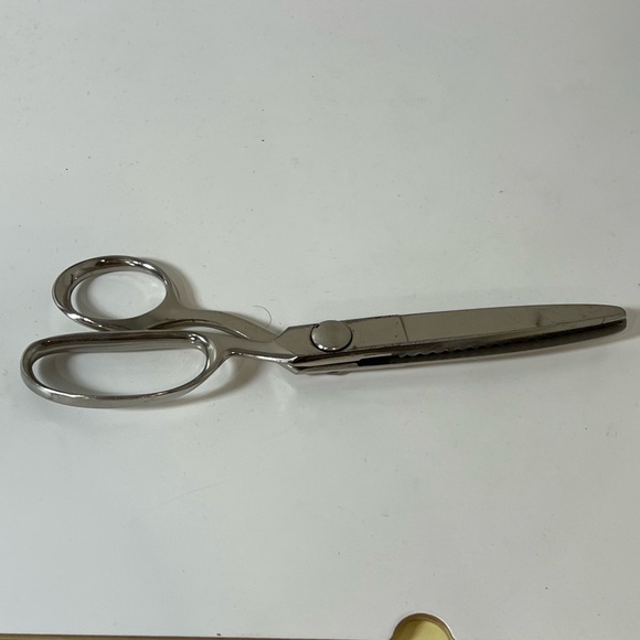 Amazing Condition Vintage WISS Pinking Shears Scissors CC9 Chrome Heavy Duty, 9” - Picture 4 of 5